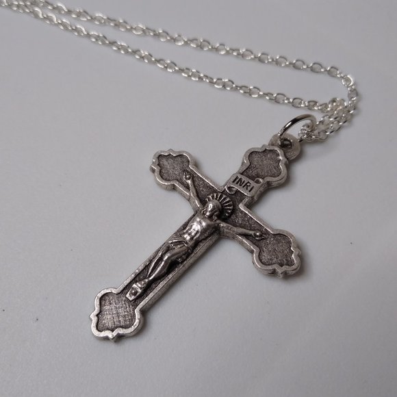 Crucifix Pendant Necklace 27 1/2 Inches - Picture 3 of 14